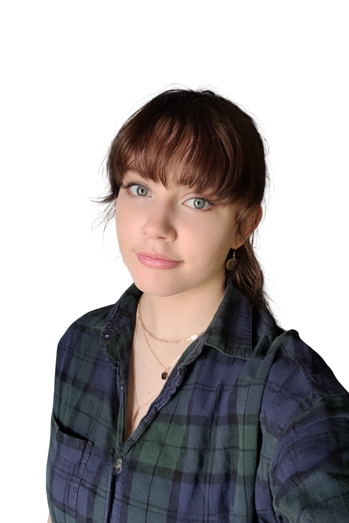MIA ADELHARDT